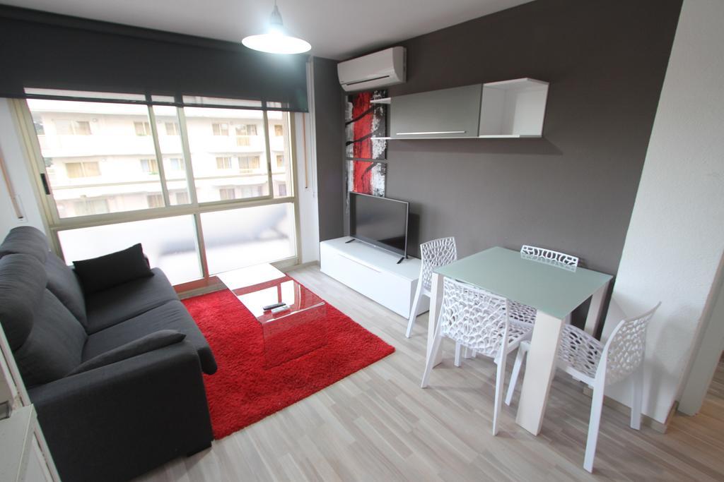 Apartamentos Arquus Center Салоу Екстер'єр фото